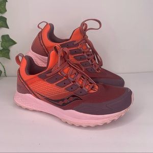 Saucony Mad River Trail Shoes size 7